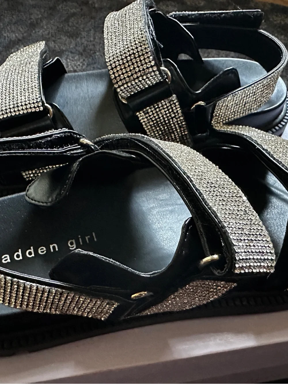 MADDEN AMORE-R Black CRYSTAL SPARKLE SANDALS Size 8 NEW IN BOX